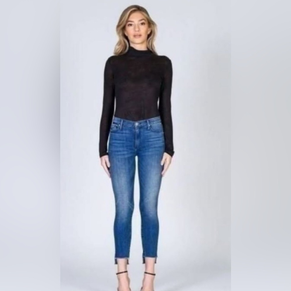 Black orchid size 28 raw hem skinny jeans
